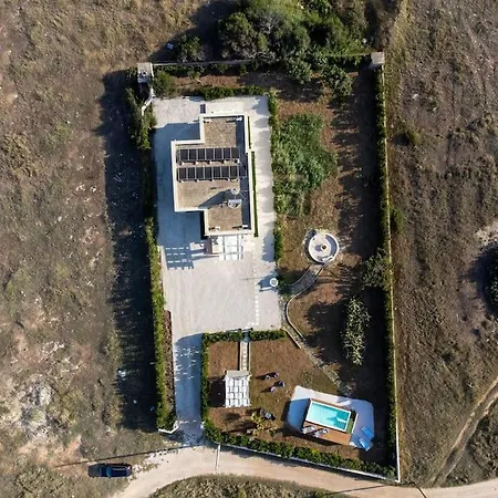 فيلة Torre Guaceto